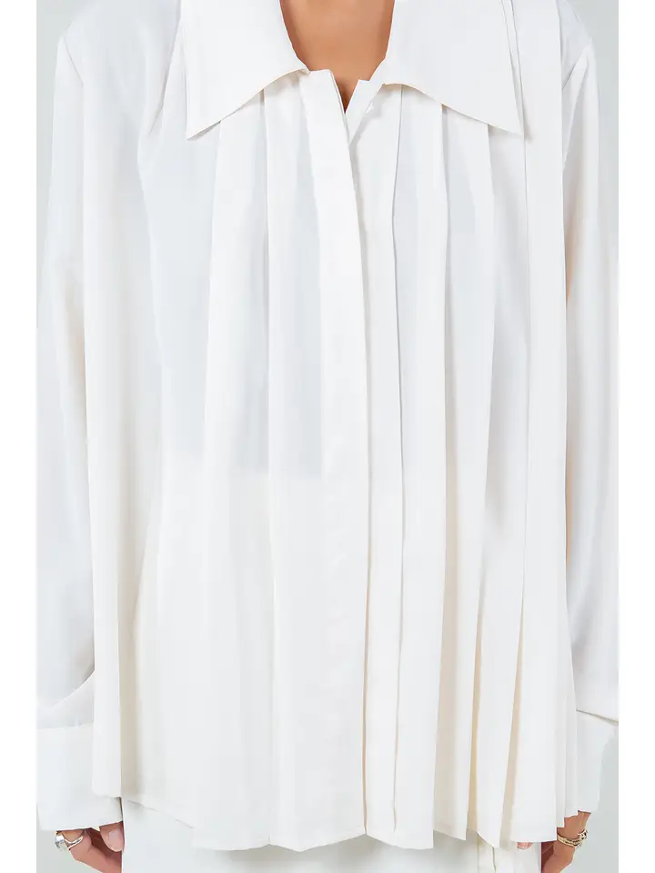 Asymmetrical Pleating Collared Shirt (available in black only)