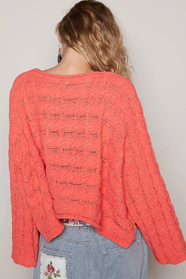 Round Neck Semi Cropped Knitted Solid Sweater