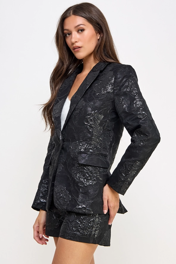 Notched Collar Embossed Blazer Black