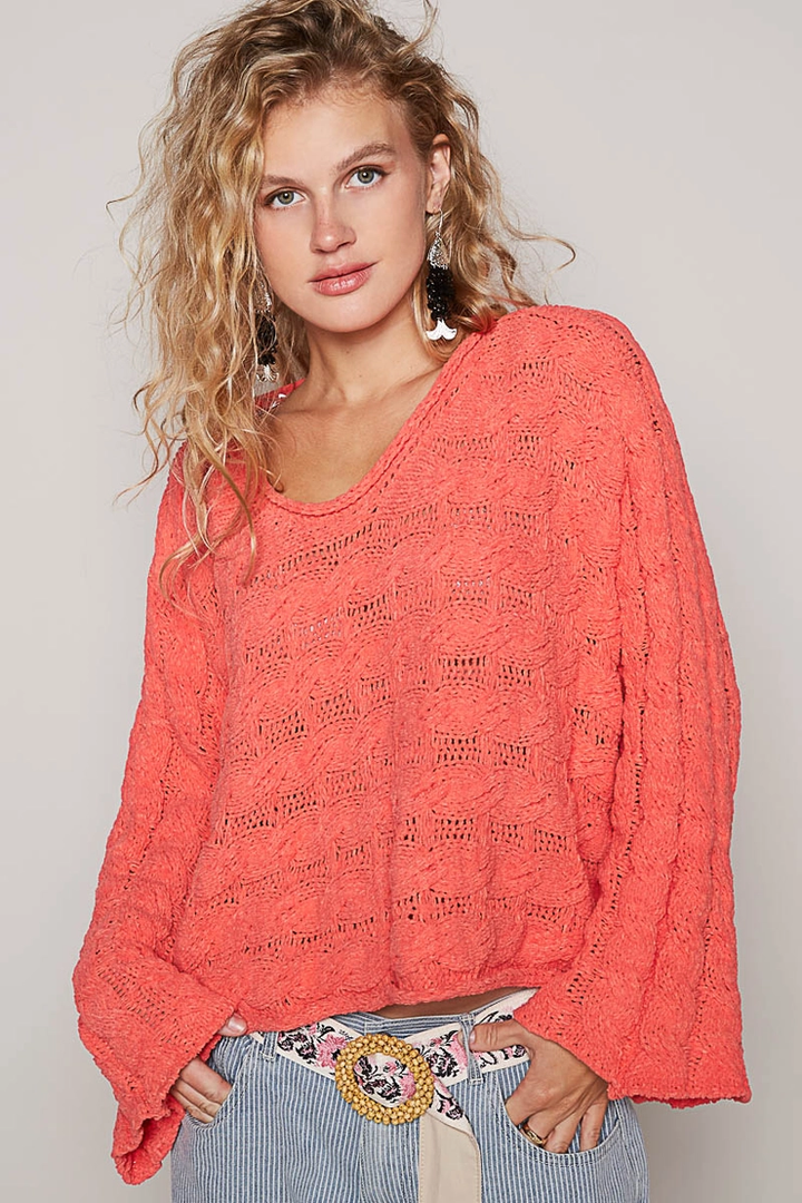 Round Neck Semi Cropped Knitted Solid Sweater