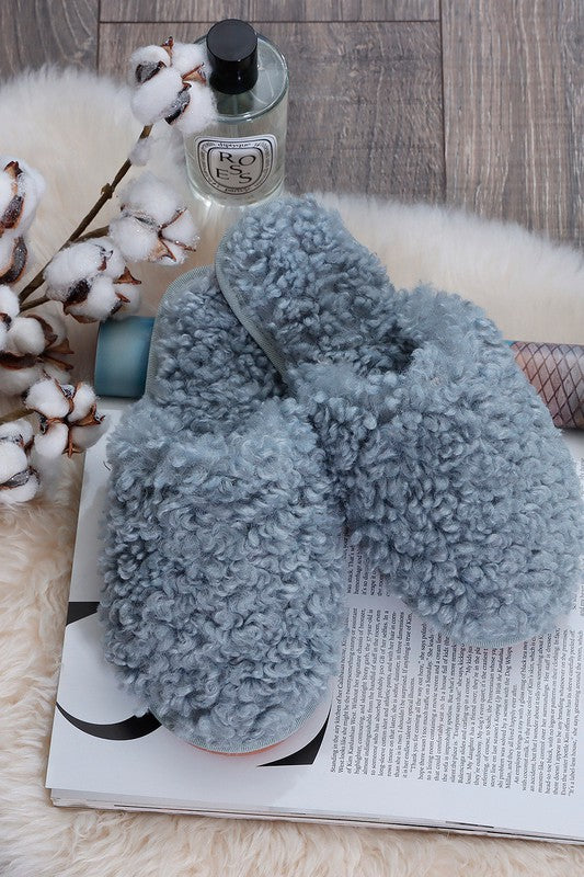 Cozy Super Soft Faux Fur Slippers (2 Colors!)