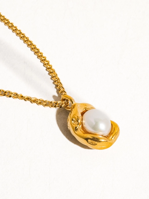 Zakai Non-Tarnish Natural Pearl Round Necklace