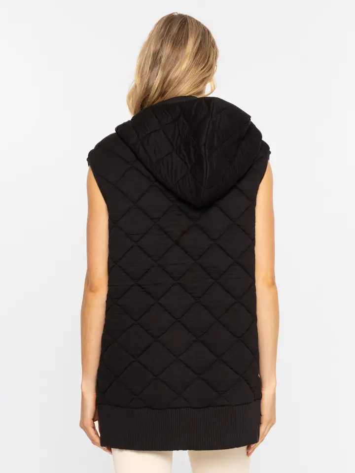 Oversized Quilted Fleece Vest with Hood